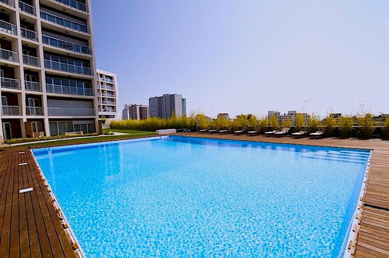 ליסבון New Loft With Swimming Pool At Parque Das Nacoes! מראה חיצוני תמונה